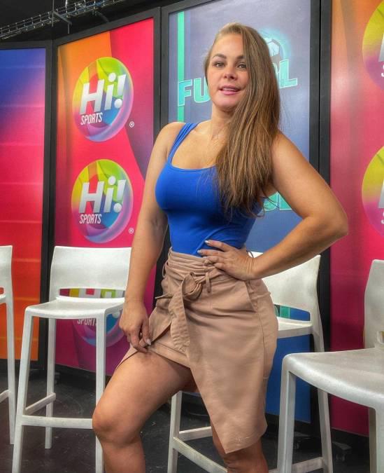 Bella periodista mexicana hace “pedazos” a Gignac y deja mal parado a los jugadores de Tigres que le pedían citas