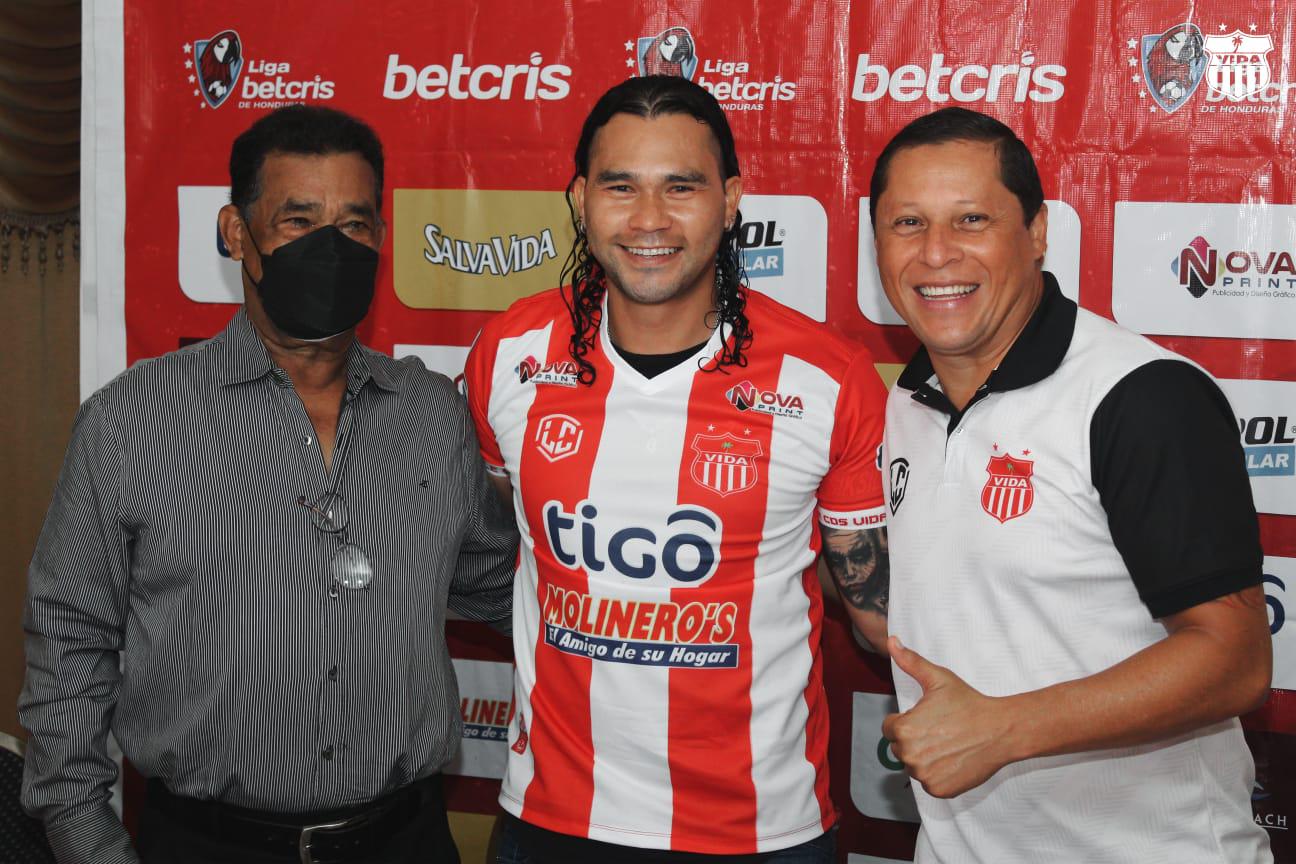 El Vida se convierte en el décimo equipo del ‘Gullit’ Peña en su carrera profesional.