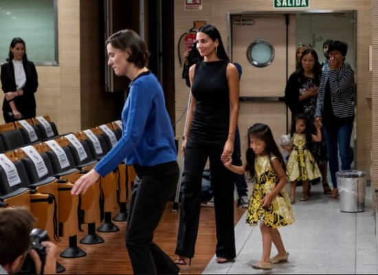 Así fue la presentación de Areola con el Real Madrid: Su sexy mujer deslumbra y usará el dorsal de su ídolo