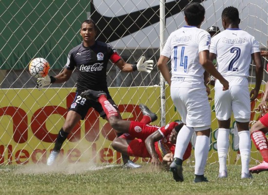¡10 jugadores repiten! Así era el último Olimpia finalista en 2016
