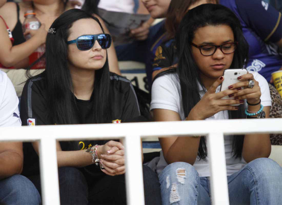Ambiente en el clásico capitalino