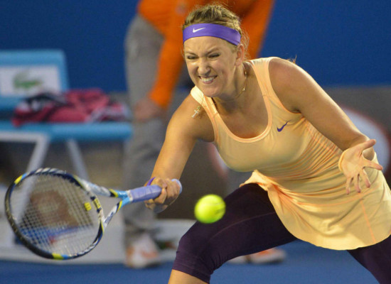 Su majestad Azarenka es la reina de Australia .