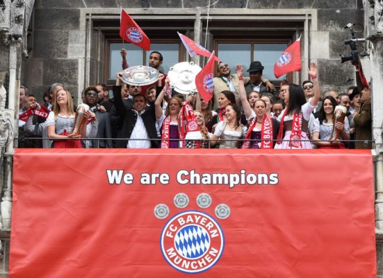 La espectacular celebración del Bayern Munich con su gente en la ciudad
