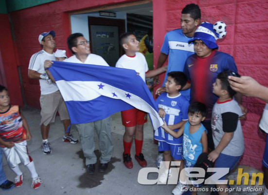Selección de Honduras desata locura en SPS