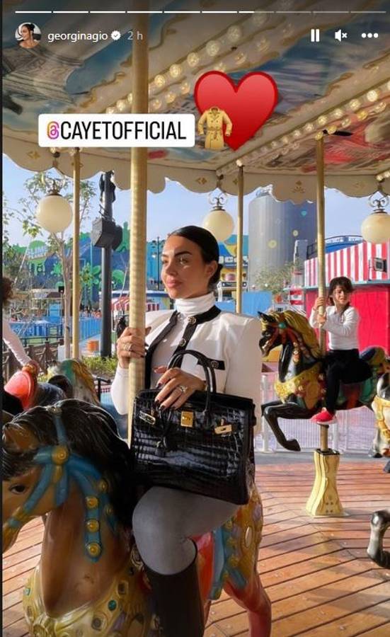 Cristiano Ronaldo presume de sus lujosas vacaciones junto a Georgina Rodríguez en exclusivo parque de diversiones de Riyadh