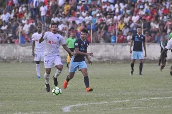 Futbolista catracho es detenido por vínculos delictivos: Me agarraron en mi casa