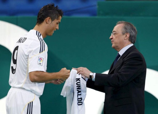 Los 10 fichajes 'récord' en toda la historia del fútbol
