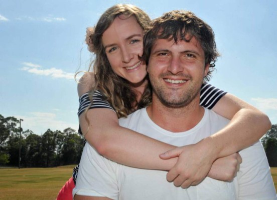 Increíble final: Decidió retirarse del fútbol para apoyar a su esposo con una enfermedad y así fue sorprendida