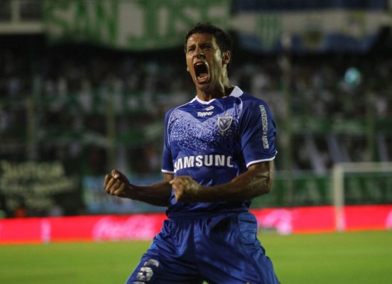 En la cancha y fuera de ella: Las figuras del fútbol con las que compartió vestuario Gastón Díaz, fichaje de Olimpia&nbsp;&nbsp;