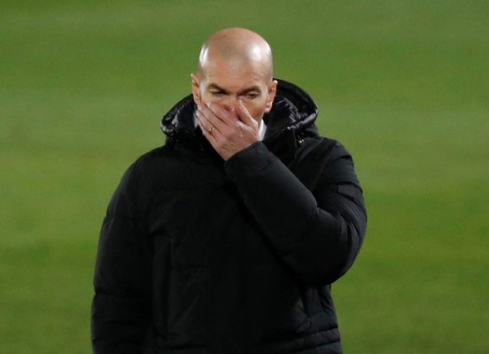 Revolución en el Real Madrid: siete bajas, los temibles fichajes y el reemplazo de Zidane