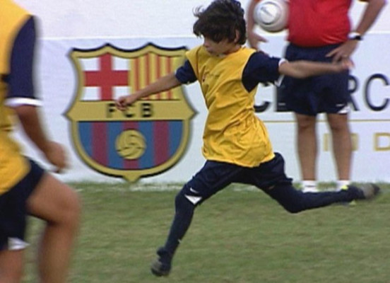 Gabriel, el niño sin pies que quiere ser Messi