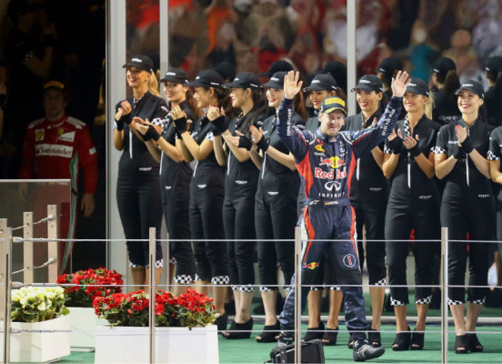 Alonso recorta tres puntos al afortunado Vettel tras soñar con la gloria y el liderato.