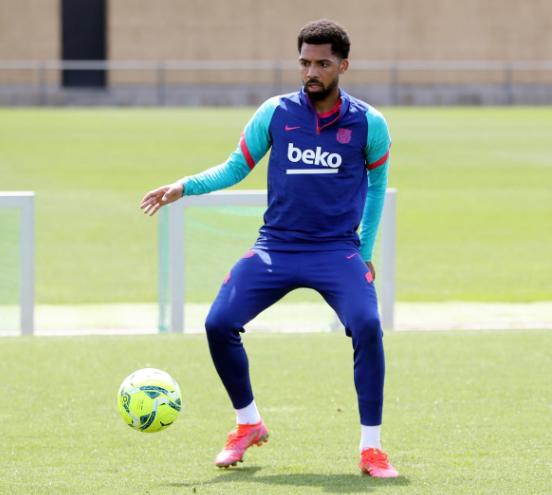 Barcelona lo echó de la peor forma: Estaba con mi esposa, recibí un correo y era mi despido; no entendía nada