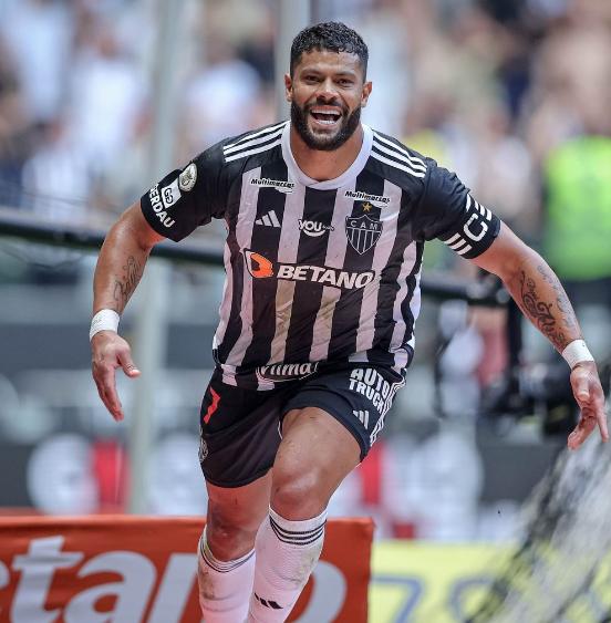 Hulk, el delantero que se casó con la sobrina de su ex y que pone a temblar a River Plate en la Libertadores