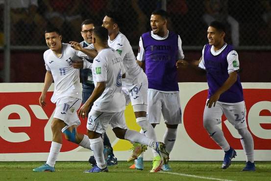 Honduras hace la travesura; empata con Panamá de visita y le complica sus aspiraciones de clasificación a Qatar 2022