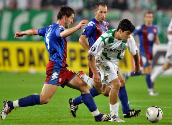 Luego se hicieron estrellas: Los futbolistas que quizás no recuerdas con estas camisetas