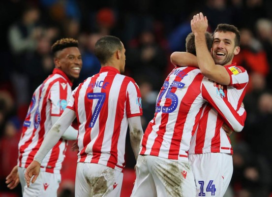 ¿Cuáles son los clubes de Europa interesados en Alberth Elis y cuánto dinero han puesto por ficharlo?