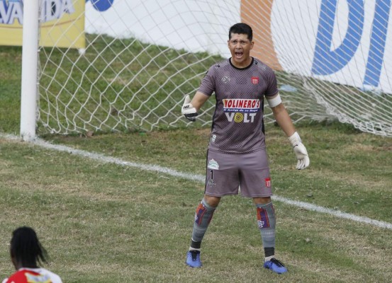 ¡Dos se vieron complicados! Estos son los jugadores hondureños que han dado positivo por covid