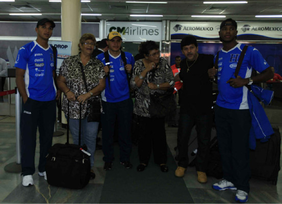 La Selección Nacional de Honduras arribó pensando EUA.