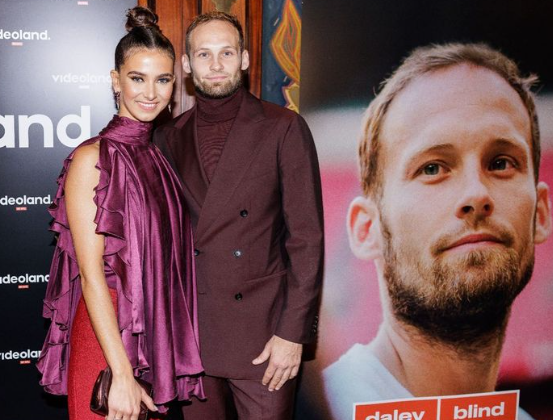 Las novias de Neymar y Hakimi son unas muñecas: así son las parejas de los cracks del PSG y Bayern Múnich que agitan las redes