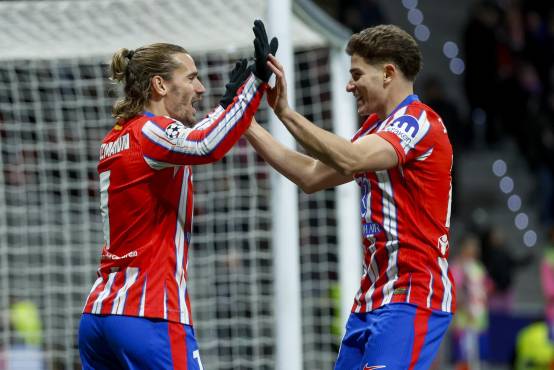 Griezmann y Julián celebraban la victoria de Atlético de Madrid en Champions League.