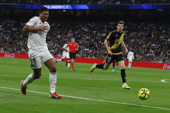 Jude Belligham salió llorando y Arbeloa se preocupa: qué lesión tiene y cuánto tiempo estará de baja en Real Madrid