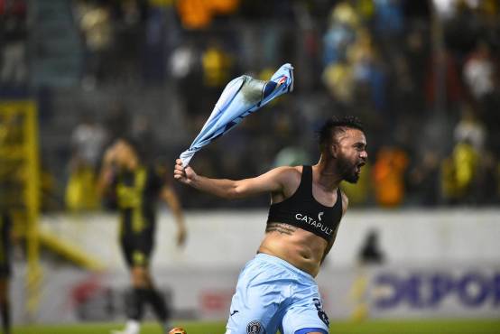 Motagua le mete dos martillazos al Real España en el Morazán y acaricia una nueva final en la Liga Nacional de Honduras