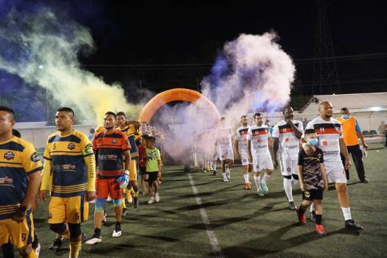 ¡Súper Calidad, con varias ex figuras de primera, se corona campeón en la Liga de Veteranos de La Pradera!