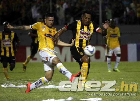 Inolvidable despedida de un ídolo Carlos Pavón