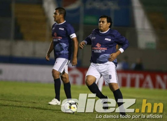 Fotos: El show de las Leyendas de Olimpia y Motagua en el estadio Nacional