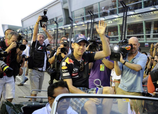 Sebastian Vettel queda a un punto del título