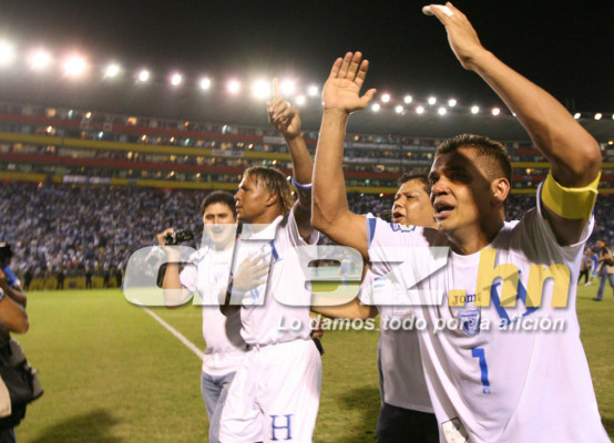 Imágenes de la celebración a Sudáfrica en El Salvador.