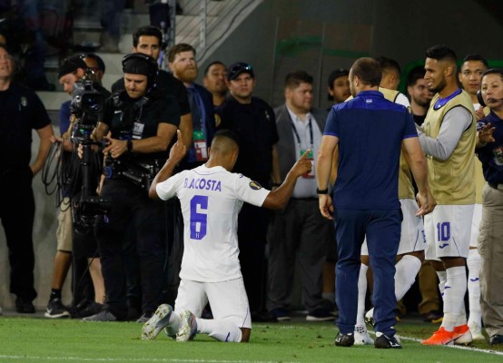 No se vio por tv: La tristeza de El Salvador y el festejo de Curazao y Honduras