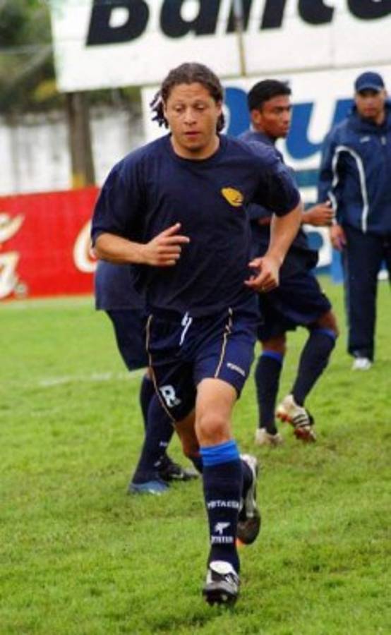 Cuatro pueden volver a su ex: Futbolistas que salieron y después regresaron a un club en Honduras