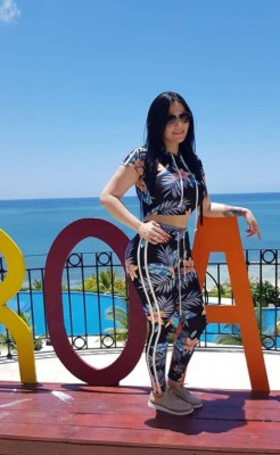 FOTOS: La picante promesa de Ariana Herchi si Marathón se corona campeón