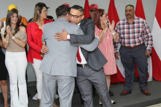 Emilio Izaguirre cuenta porqué incursionó en la política, quién lo convenció y el acuerdo que ya tiene firmado