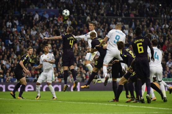 TOPSHOT - A man sleds down a snow covered hill in Houston, Texas on February 15, 2021. - Much of the United States was in the icy grip of an 'unprecedented' winter storm on February 15 as frigid Arctic air sent temperatures plunging, forcing hundreds of flight cancellations, making driving hazardous and leaving millions without power in Texas. Texas Governor Greg Abbott announced that the White House has issued a Federal Emergency Declaration for Texas in response to severe winter weather across the state. (Photo by Mark Felix / AFP)
