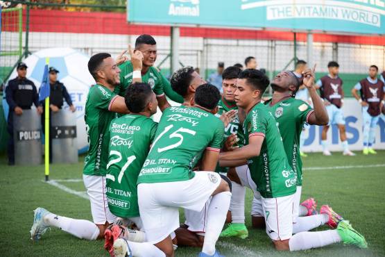 ¡Marathón derrota al Motagua, gana dos clásicos en una semana y peleará por entrar directo a semifinales!