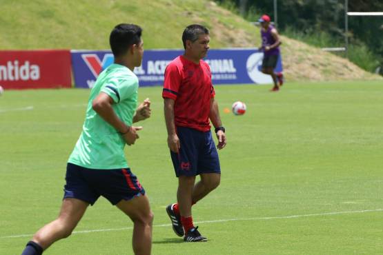 Antonio Torres cree que la confianza está al tope previo al duelo contra el Olimpia.