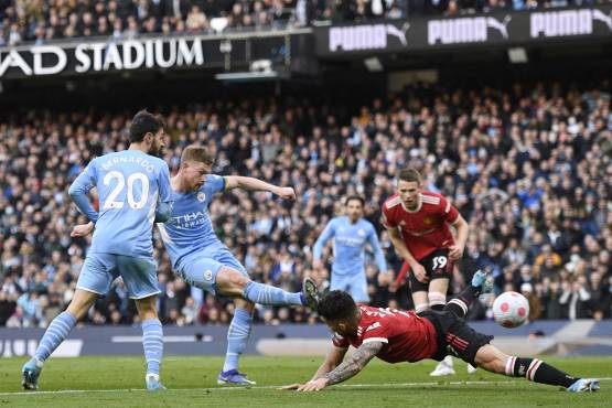 El Manchester City pulveriza con tremenda paliza al United que no contó con Cristiano Ronaldo