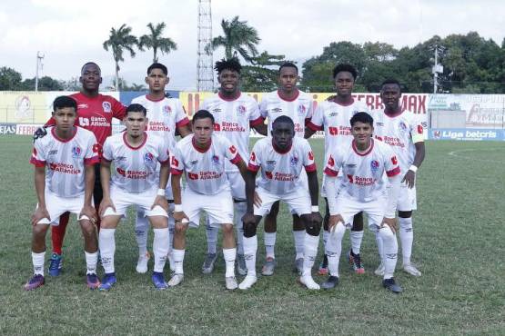 El blog de Gaspar Vallecillo: “Hábitos y el proceso adquisitivo al cual los jugadores del Olimpia están sujetos diariamente”