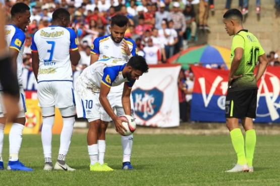 C.D Real de Minas vs Olimpia en el estadio de Danli