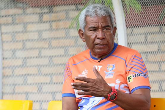 Héctor Castellón ha realizado una tremenda campaña con los Lobos de la UPNFM. Foto: Marvin Salgado.