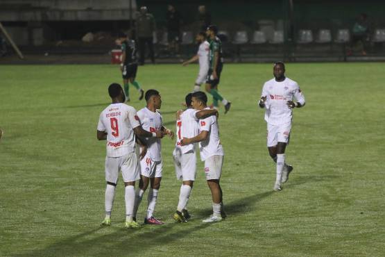Olimpia sigue por la línea del triunfo en el regreso de Alberth Elis y se suben a la cima del torneo Clausura