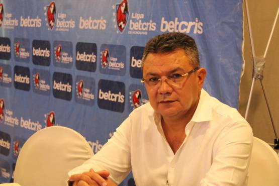 El VAR todavía no tiene fecha de implementación en Liga Nacional de Honduras ¿Cómo va el proceso? ¿Cuánto es el costo?