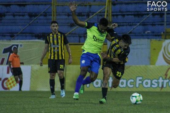 Real España no se encontró en el segundo tiempo y fue ampliamente superado por los Potros. FOTO: Cortesía Faco Sports