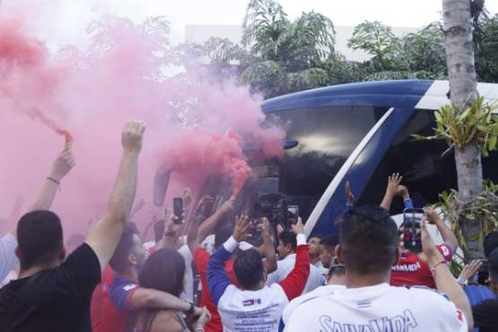Olimpia vs Saprissa - semifinal de ida por la Liga de Concacaf .- Olimpia ganÃ³ 2-0 a Saprissa por la Liga Concacaf 2019Olimpia ganÃ³ 2-0 a Saprissa y dio un paso importante para clasificar a la final de Liga Concacaf 2019 - Ultra Fiel Ã©s la barra brava