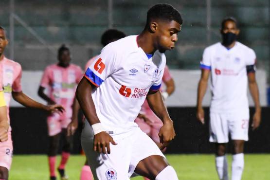 Josman Figueroa seguramente tendrá más minutos en el conjunto universitario.