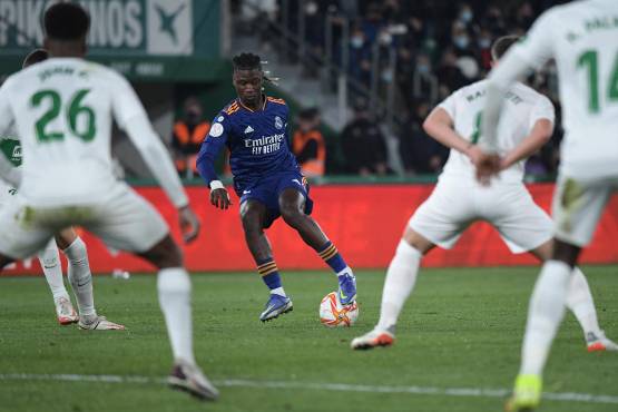 ¡Con un hombre menos, Real Madrid remonta al Elche en la prórroga y avanza a cuartos de Copa del Rey!
