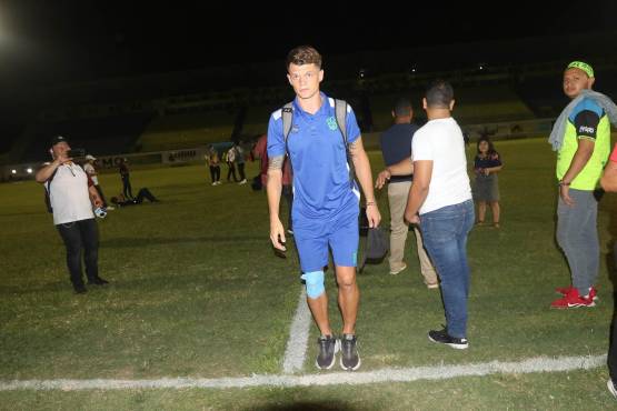 Santiago Molina se lesionó de su rodilla derecha y no jugará la Gran Final entre Olimpia - Olancho en el Estadio Nacional.